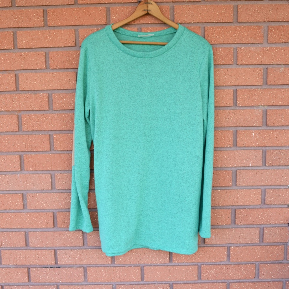 3/$20 A.Gain- Soft Mint/Teal with button back/elbow pad